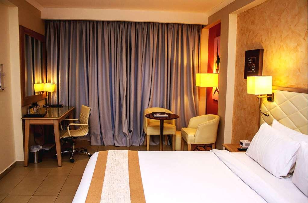 Best Western Plus Serene Atlantic Hotel Sekondi-Takoradi Room photo