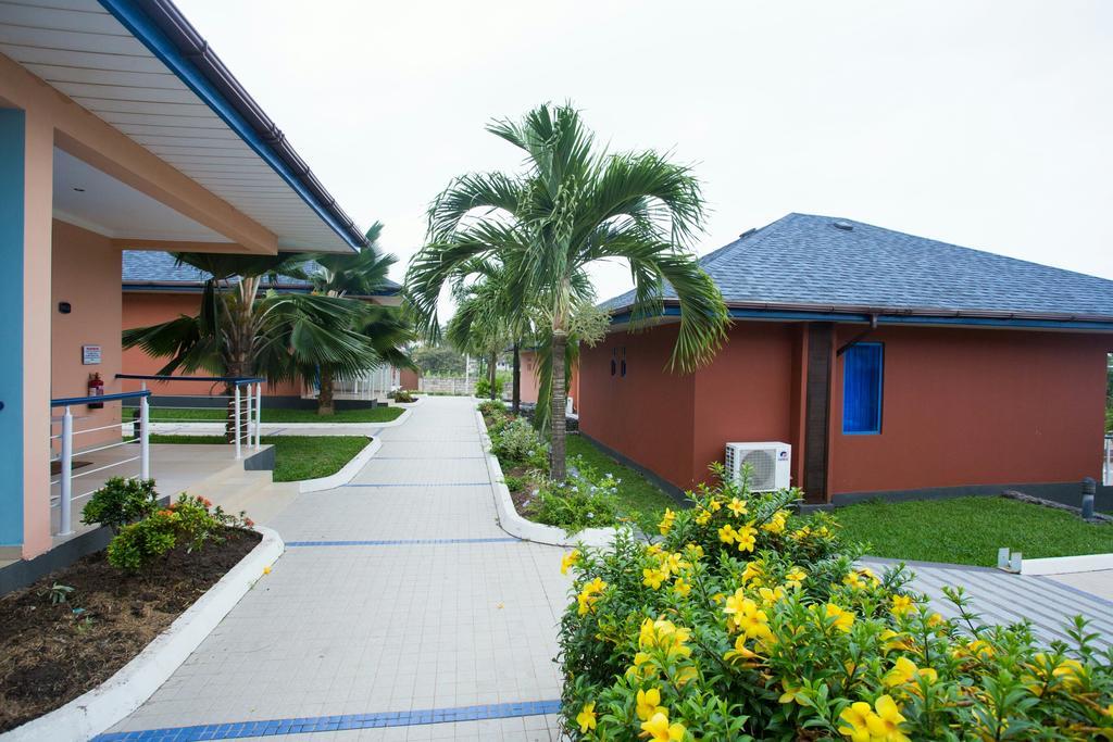 Best Western Plus Serene Atlantic Hotel Sekondi-Takoradi Exterior photo